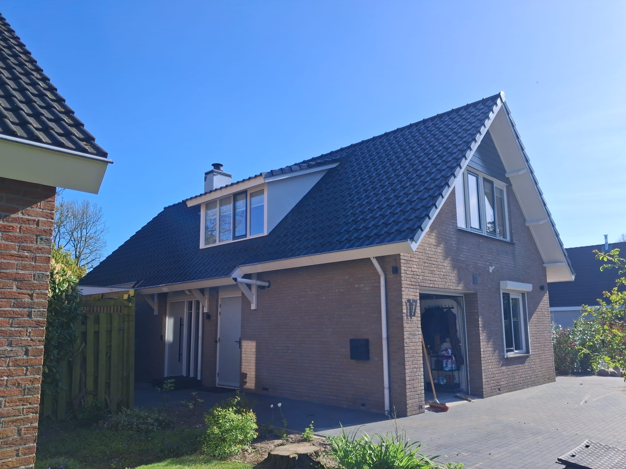 Dakoverstek maken | Dakrenovatie Hilberts