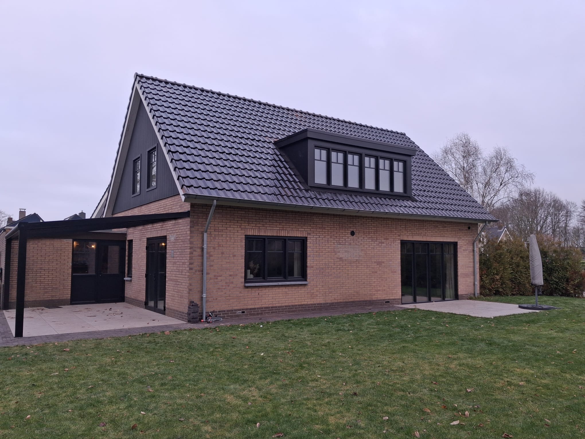 Dakkapel plaatsen | Dakrenovatie Korte
